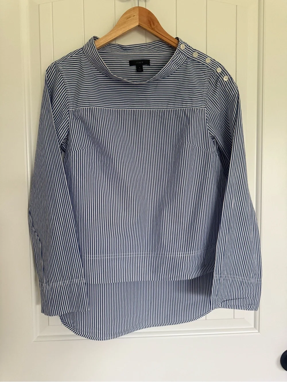 J. Crew Funnelneck Striped Shirt Blue White Button Shoulder Poplin G9944 Size 2